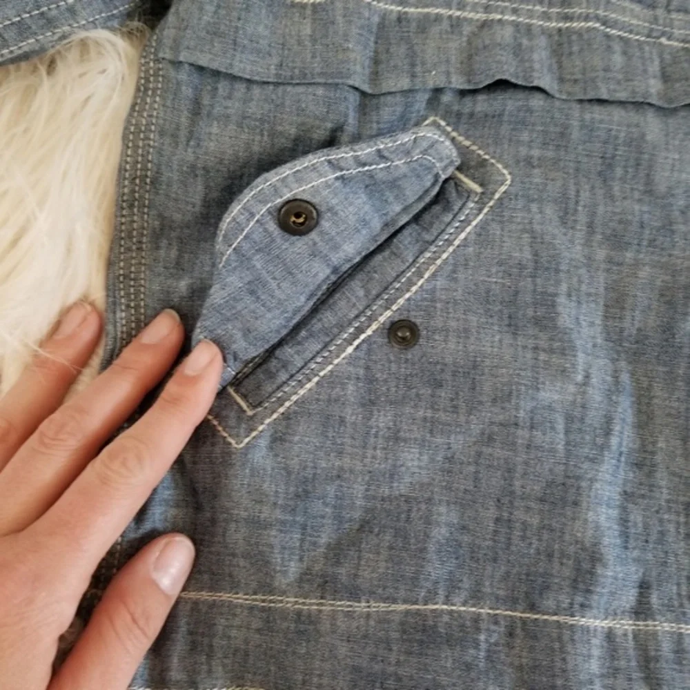 Gap light denim pull over Toddler 3T‎